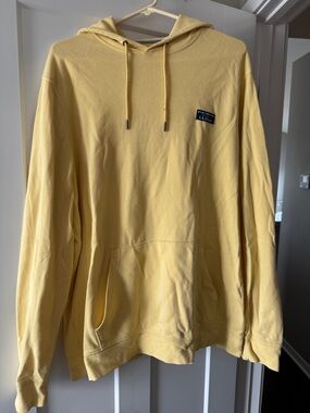 L.L. Bean Men's Light Yellow Pullover Hoodie